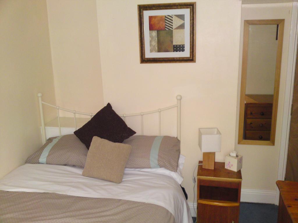 Bed and Breakfast Crestwell House Истли Номер фото