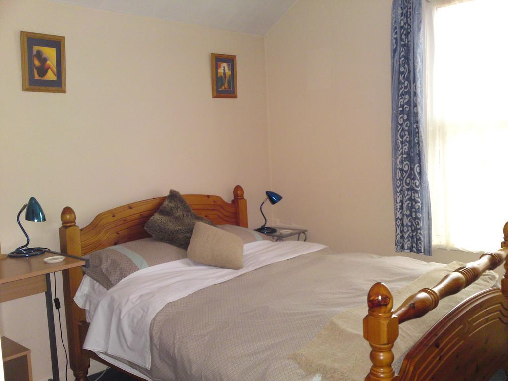 Bed and Breakfast Crestwell House Истли Номер фото